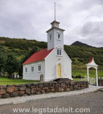 Laufáskirkjugarður