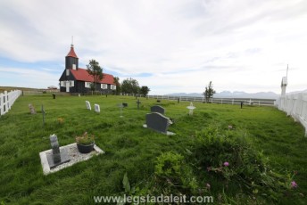 Kirkjubæjarkirkjugarður