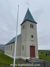 Fáskrúðarbakkakirkjugarður