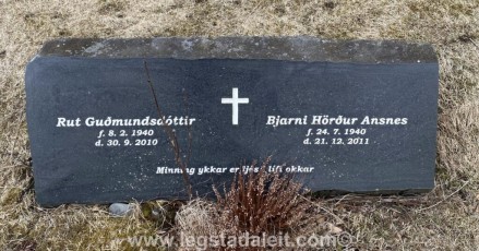 Hrunakirkjugarður-IMG_8551