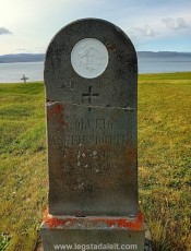Melgraseyrarkirkjugarður-20230910_141333